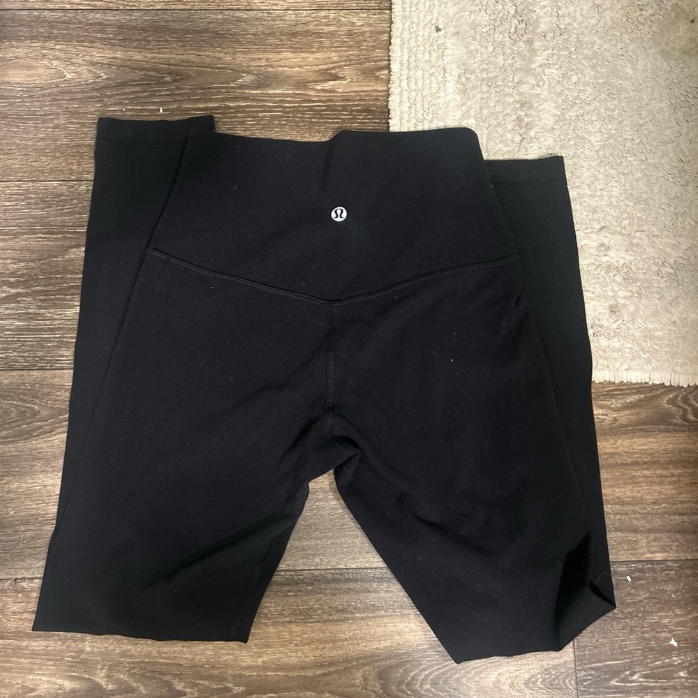lululemon athletica Black Leggings Sleek Stretchy Design
